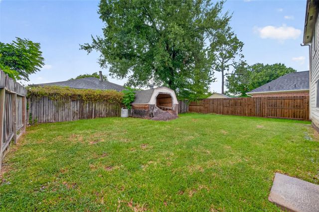 2446 Kenbridge Drive, Houston, TX 77067