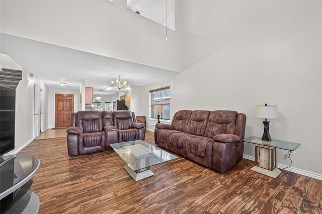2446 Kenbridge Drive, Houston, TX 77067