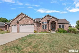 427 SPRING Ridge, Rochester, IL 62563