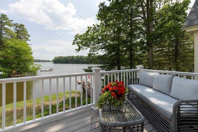 25 Nute Road, Dover, NH 03820
