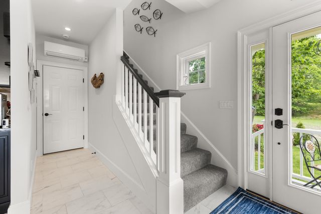 25 Nute Road, Dover, NH 03820