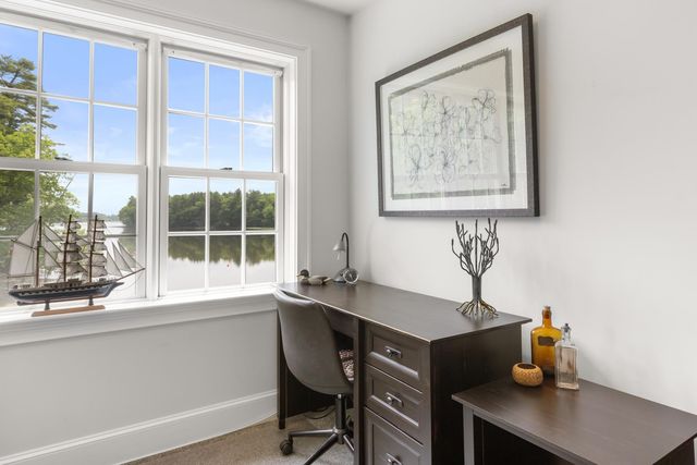 25 Nute Road, Dover, NH 03820