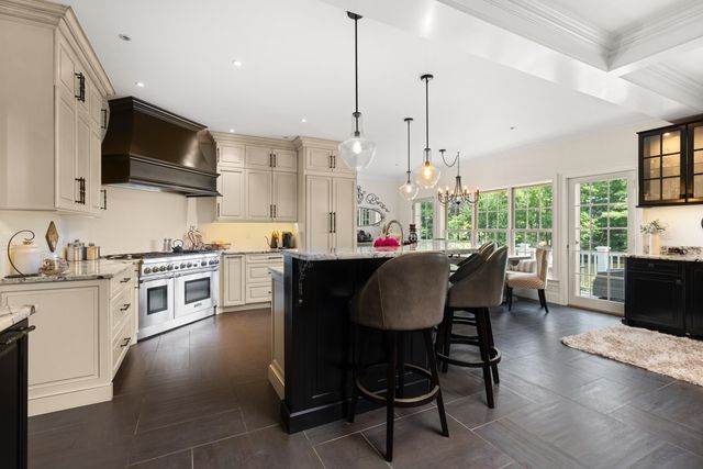 25 Nute Road, Dover, NH 03820