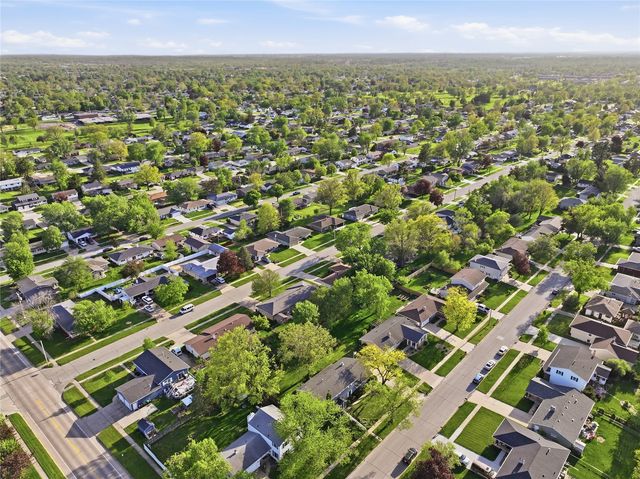 3051 28th Avenue, Marion, IA 52302