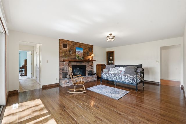 3051 28th Avenue, Marion, IA 52302