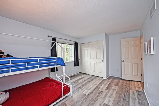 3837 Bach Grove Court, Amelia, OH 45102