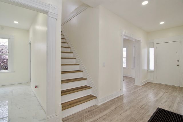 74 Kenwood Park, Springfield, MA 01108