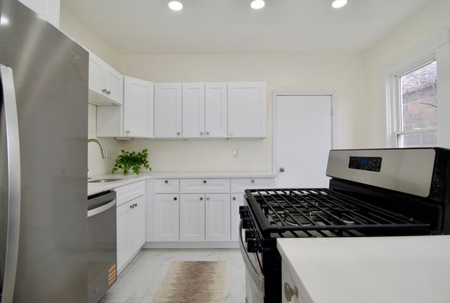 74 Kenwood Park, Springfield, MA 01108