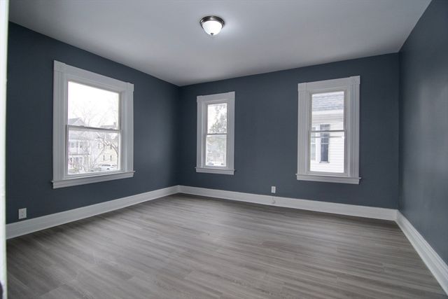 74 Kenwood Park, Springfield, MA 01108