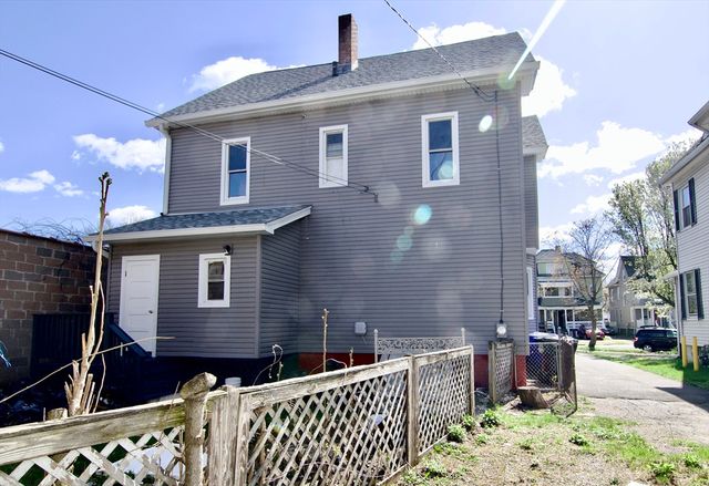 74 Kenwood Park, Springfield, MA 01108