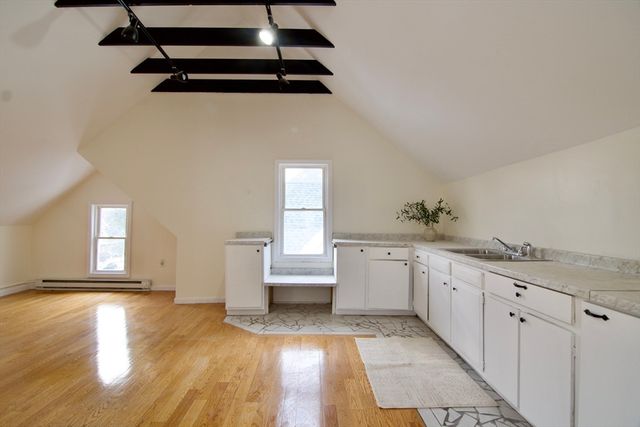 74 Kenwood Park, Springfield, MA 01108