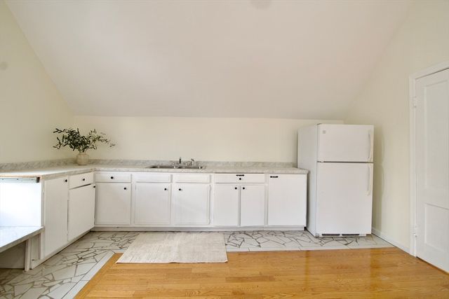 74 Kenwood Park, Springfield, MA 01108