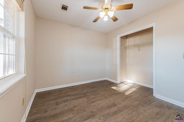 102 Stone Mill Drive, Warner Robins, GA 31088