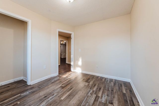 102 Stone Mill Drive, Warner Robins, GA 31088