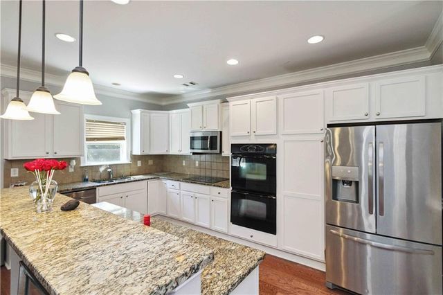 1169 Leybourne Cove, Lawrenceville, GA 30045