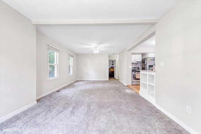 126 W 3rd Avenue, New Lenox, IL 60451