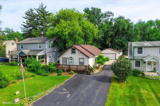 126 W 3rd Avenue, New Lenox, IL 60451