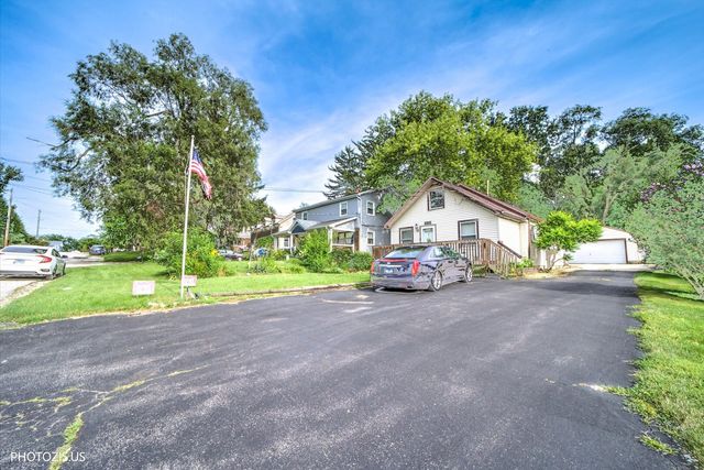 126 W 3rd Avenue, New Lenox, IL 60451