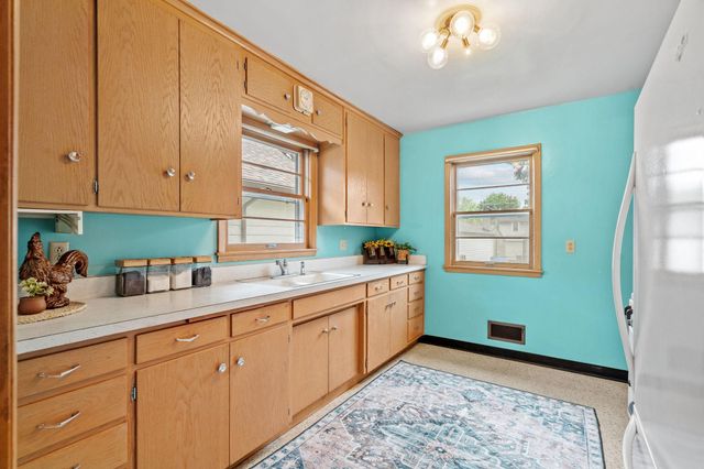 1224 Edmund Avenue, Saint Paul, MN 55104
