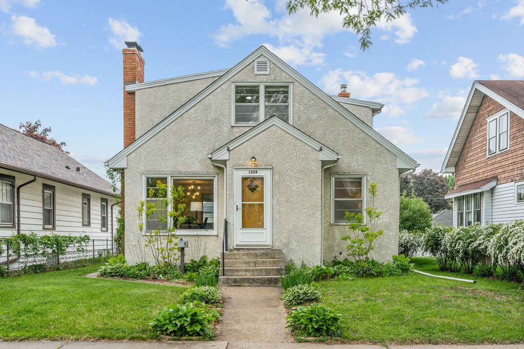 1224 Edmund Avenue, Saint Paul, MN 55104