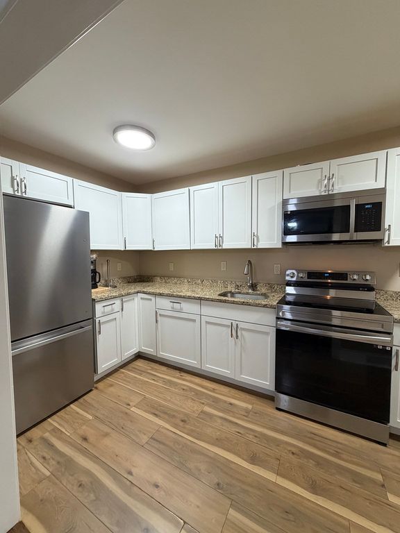 13 Perkins Ave 2, Brockton, MA 02301