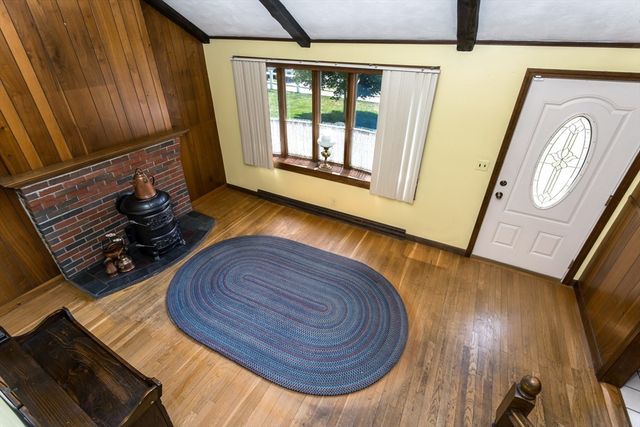 4 Southgate Rd, Franklin, MA 02038