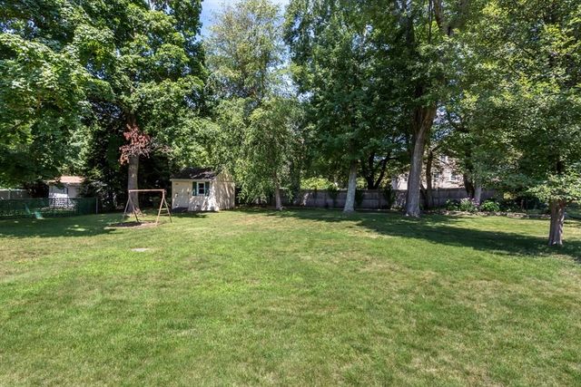 4 Southgate Rd, Franklin, MA 02038