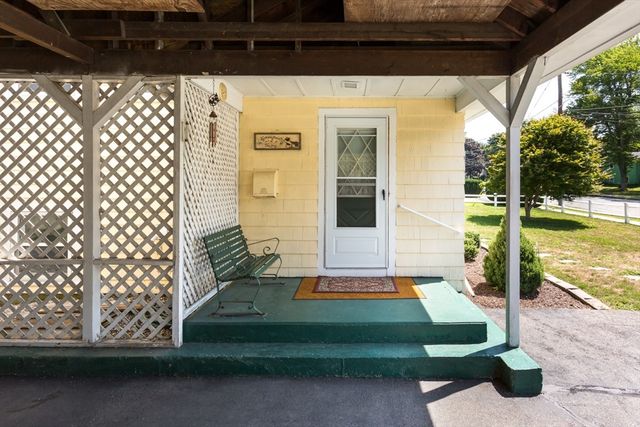 4 Southgate Rd, Franklin, MA 02038