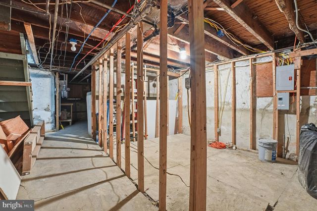 311 W RAYMOND ST, Philadelphia, PA 19140