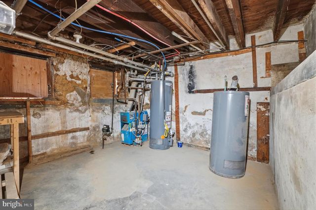 311 W RAYMOND ST, Philadelphia, PA 19140