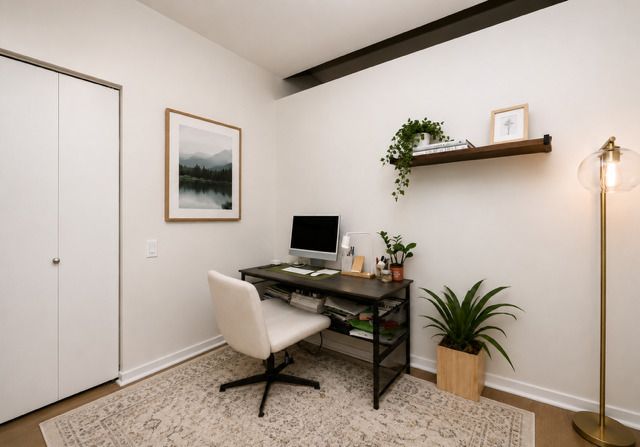 500 W SUPERIOR Street 604, Chicago, IL 60654