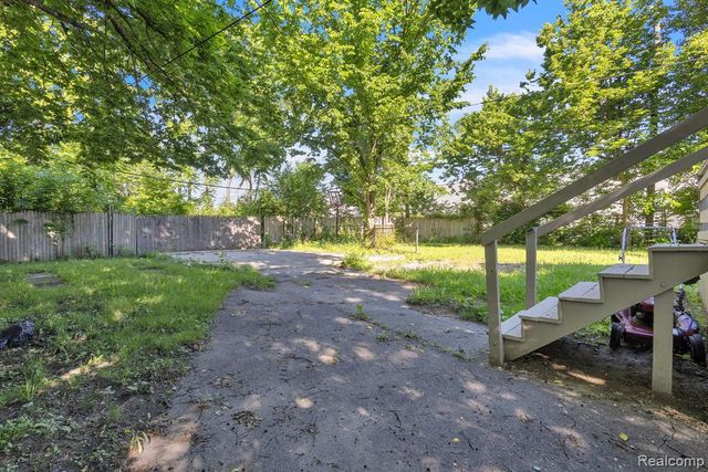 4877 Maynard Street, Detroit, MI 48215