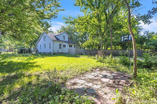 4877 Maynard Street, Detroit, MI 48215