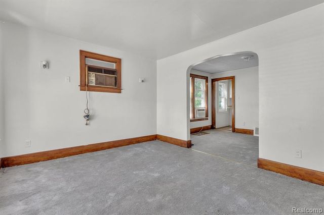 4877 Maynard Street, Detroit, MI 48215