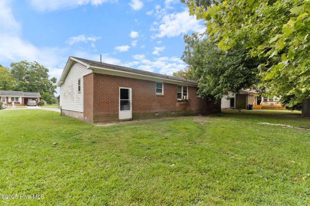 2414 Glenda Street, Winterville, NC 28590