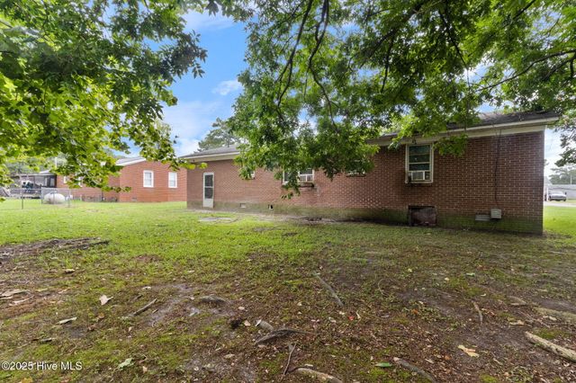 2414 Glenda Street, Winterville, NC 28590