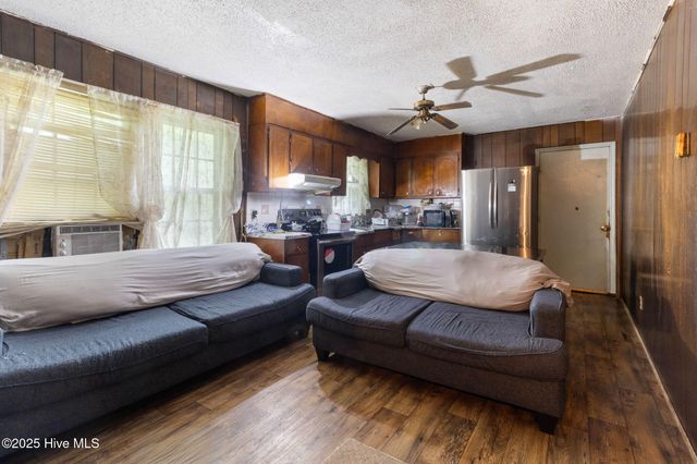 2414 Glenda Street, Winterville, NC 28590