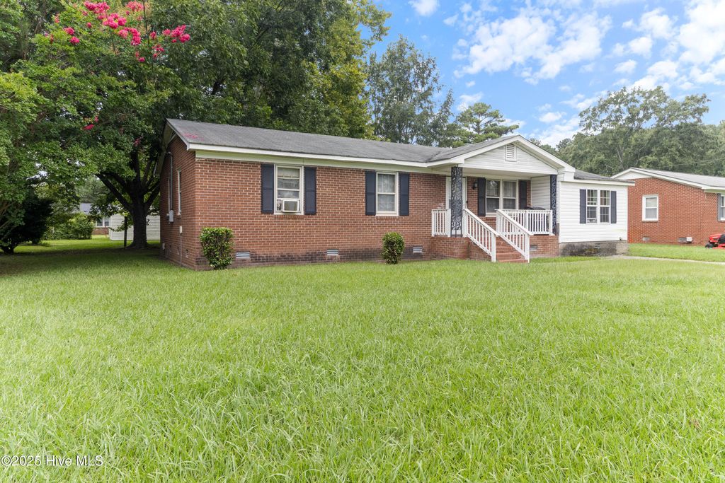 2414 Glenda Street, Winterville, NC 28590