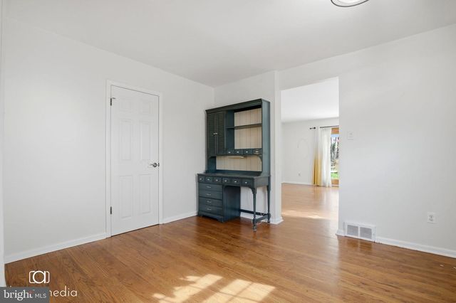 516 NORMA LN, Norristown, PA 19401