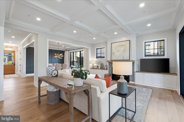 3307 CUMMINGS LN, Chevy Chase, MD 20815