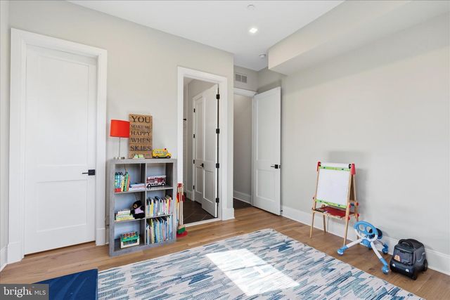 3307 CUMMINGS LN, Chevy Chase, MD 20815