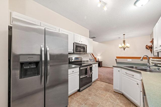 17135 Embers Avenue 2102, Farmington, MN 55024