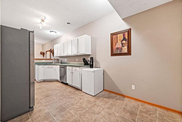 17135 Embers Avenue 2102, Farmington, MN 55024