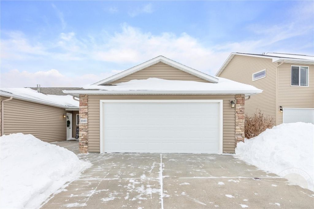 1040 Picador WAY, Billings, MT 59105 photo 1