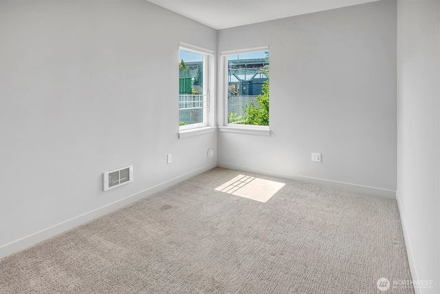 3219 Fuhrman Avenue E, Seattle, WA 98102
