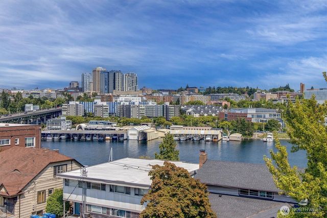3219 Fuhrman Avenue E, Seattle, WA 98102