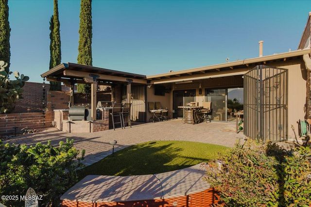 3513 S Via Del Estornino, Green Valley, AZ 85622