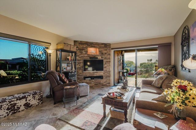 3513 S Via Del Estornino, Green Valley, AZ 85622