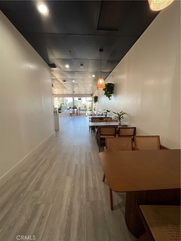 909 W Foothill Boulevard, Claremont, CA 91711 — photo 3