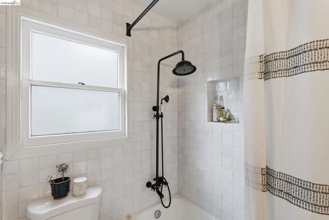 4061 4061 Whittle Ave, Oakland, CA 94602